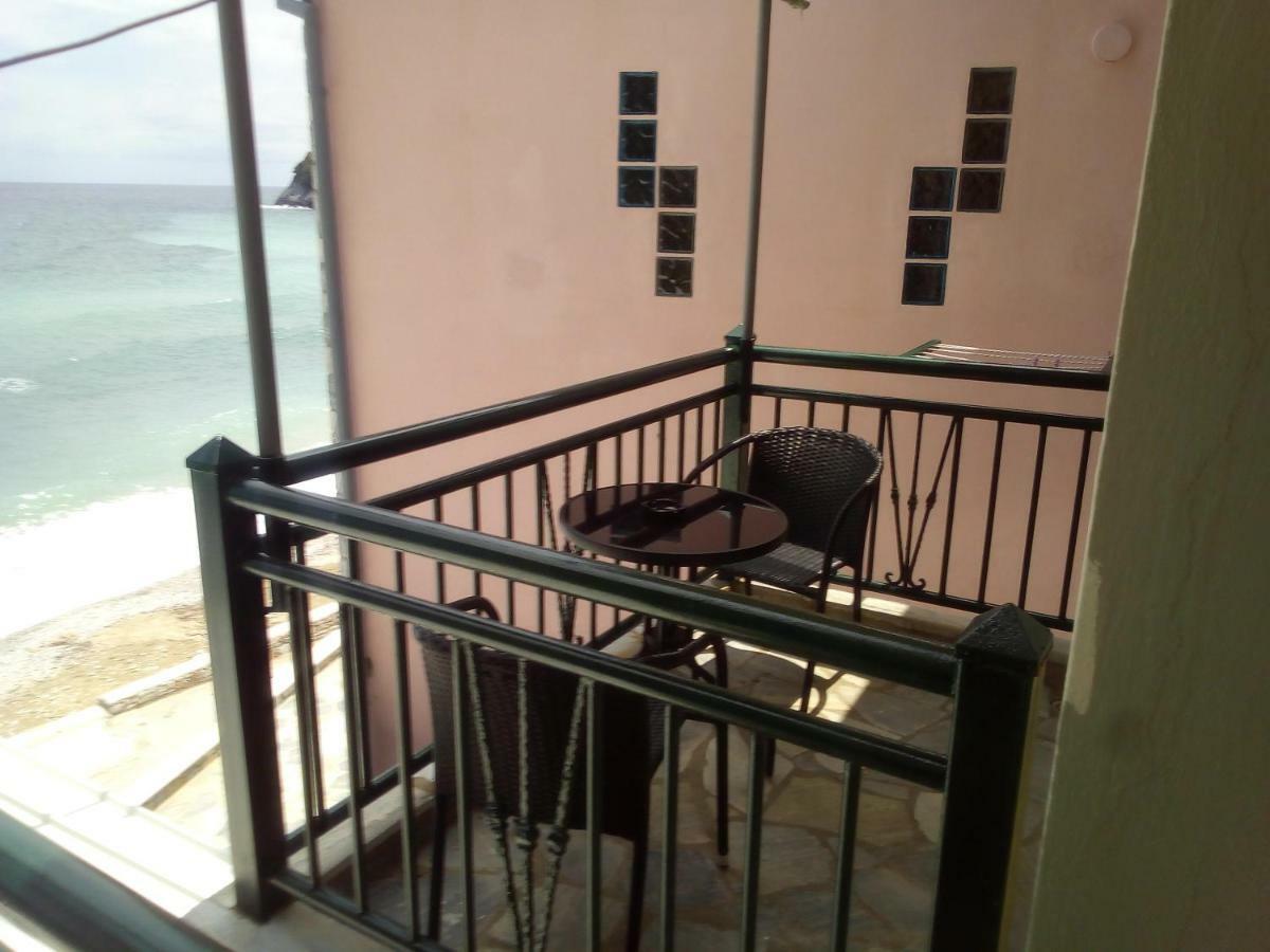 Nissaki Guesthouse Keramidhion Exterior photo